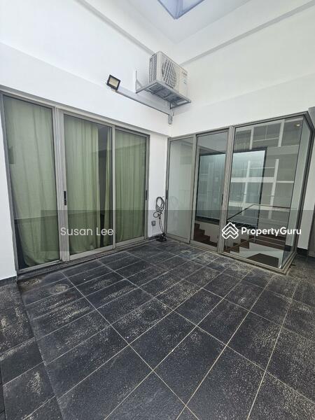 Condominium for Rent: D09, 238010