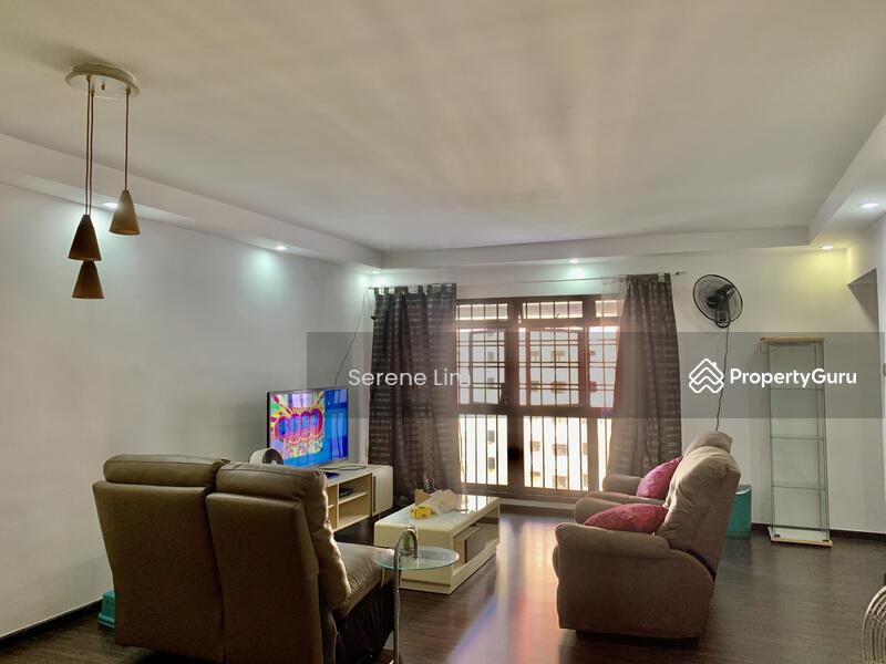 Prop-GPT: HDB Flat: D19  183A Rivervale Crescent