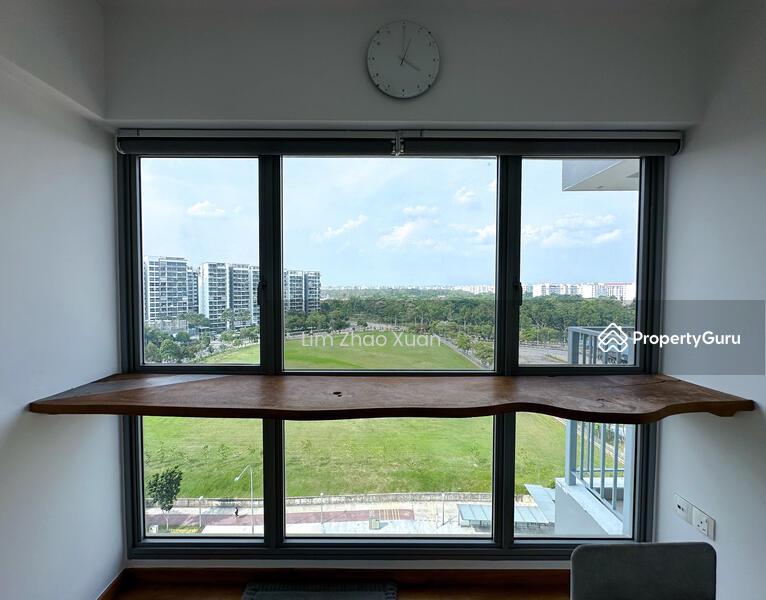 Prop-GPT: HDB Flat: D18  519A Tampines Central 8