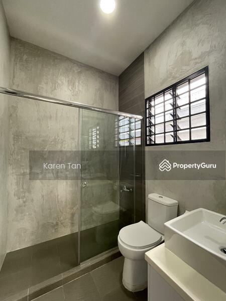 Bungalow for Rent: D21, 597275