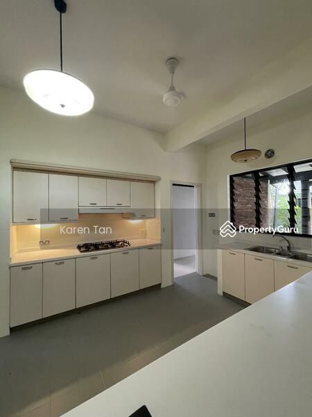 Bungalow for Rent: D21, 597275