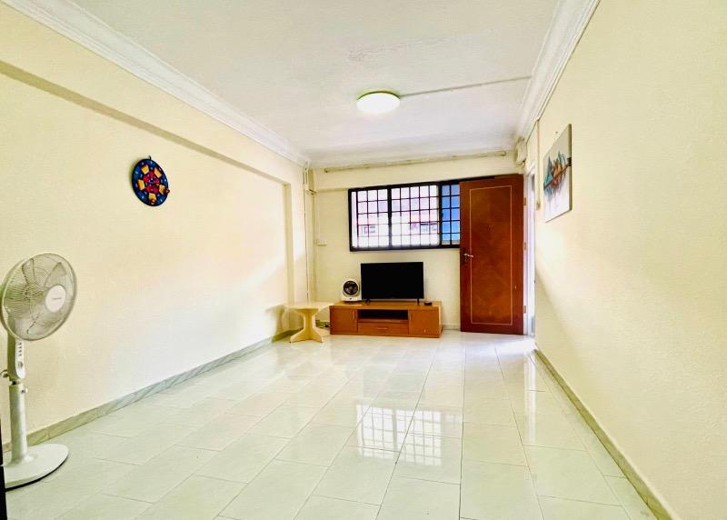 243 Tampines Street 21 HDB Apartment For Rent, $3,200, 2 Bed 2 Bath 796 sqft $4.02 psf