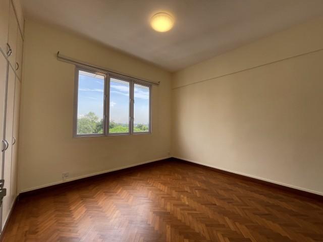 Botanic Gardens Mansion Apartment For Rent, $7,000, 3 Bed 2 Bath 1,399 sqft $5.00 psf
