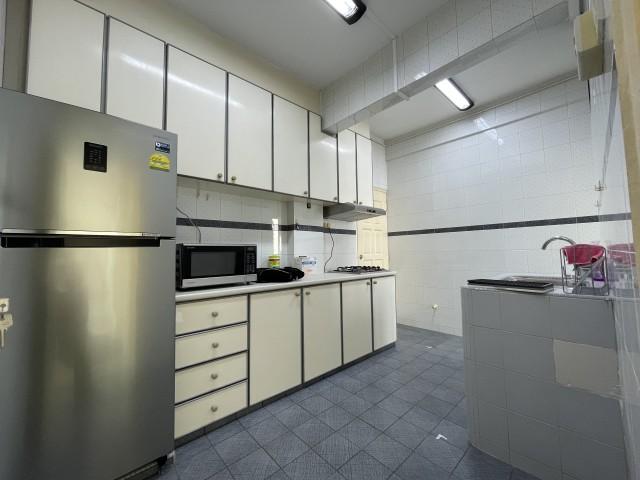 Botanic Gardens Mansion Apartment For Rent, $7,000, 3 Bed 2 Bath 1,399 sqft $5.00 psf