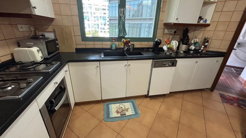 Apartment for Rent: D09, 238252