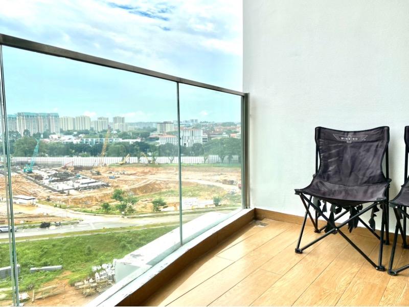Kingsford Hillview Peak Condominium For Rent, $3,150, 1 Bed 1 Bath 517 sqft $6.09 psf