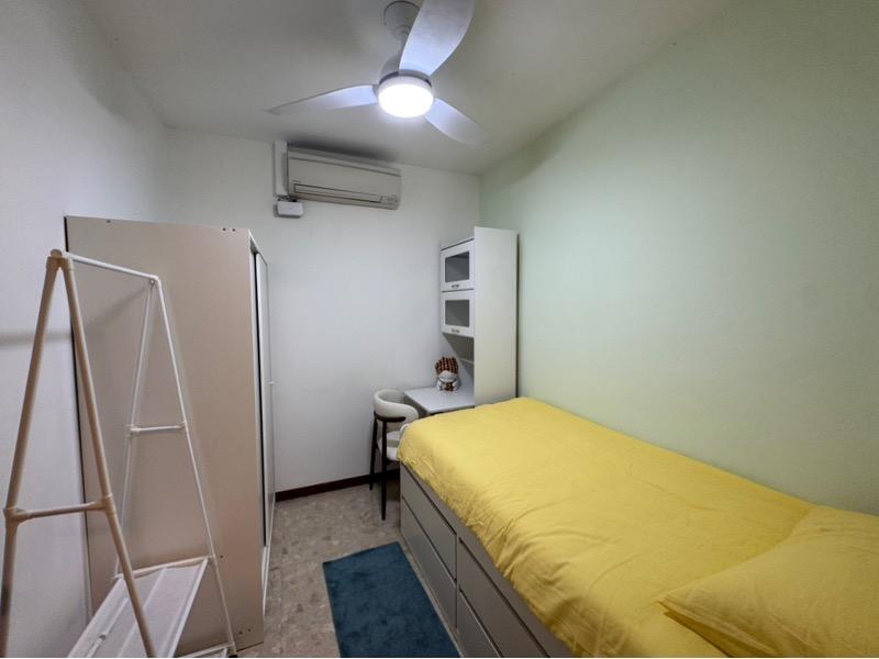 Prop-GPT: Condominium: D25  Woodsvale