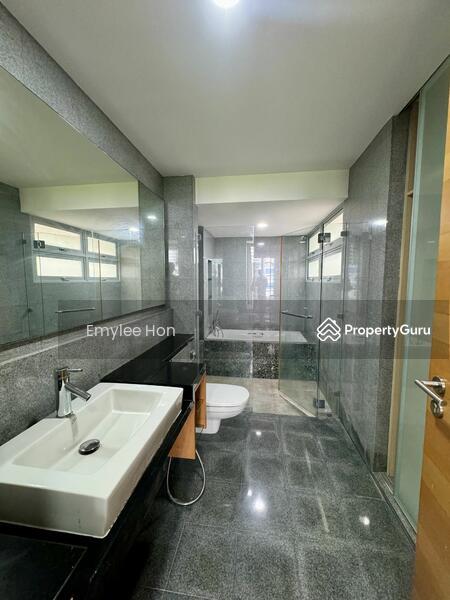 Condominium for Rent: D23, 678181