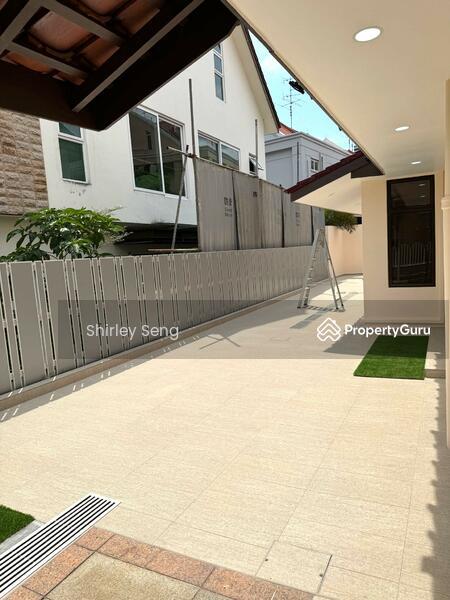Prop-GPT: Semi-Detached: D10  Prime landed enclave nestled in heart of District 10 (Bukit Timah, Holland, Tanglin)