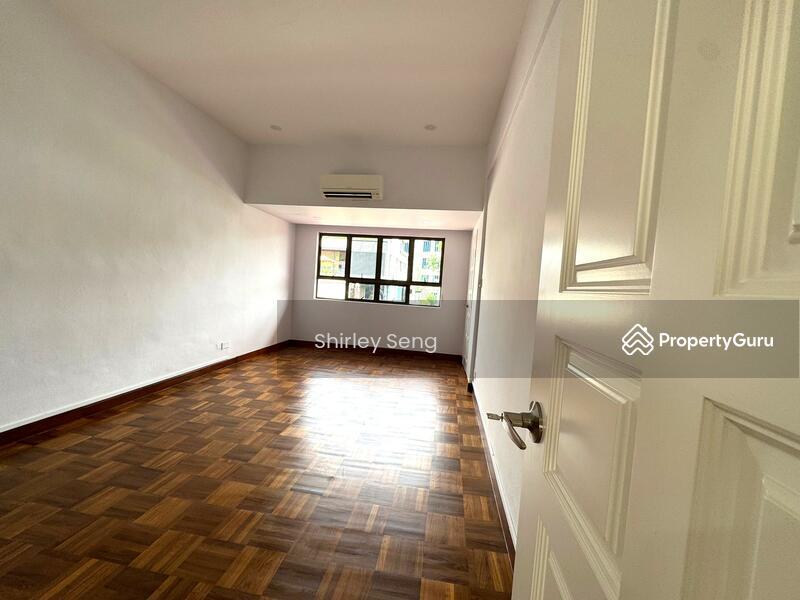 Prime landed enclave nestled in heart of District 10 (Bukit Timah, Holland, Tanglin)