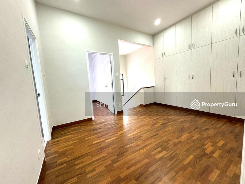 Prime landed enclave nestled in heart of District 10 (Bukit Timah, Holland, Tanglin)