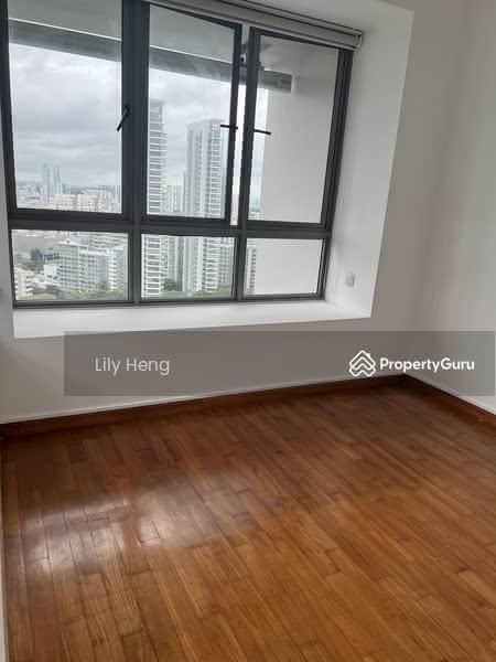 Condominium for Rent: D11, 329561