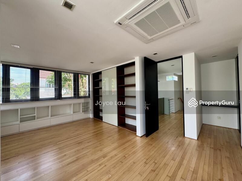 Raffles Park GCBA 2 Storey Contemporary Hilltop Bungalow, Poolview! Immediate
