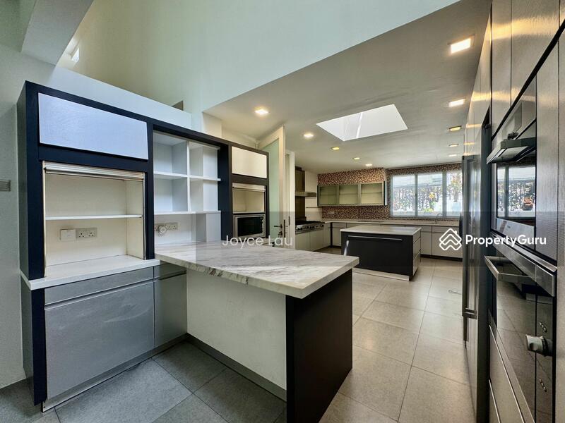 Raffles Park GCBA 2 Storey Contemporary Hilltop Bungalow, Poolview! Immediate
