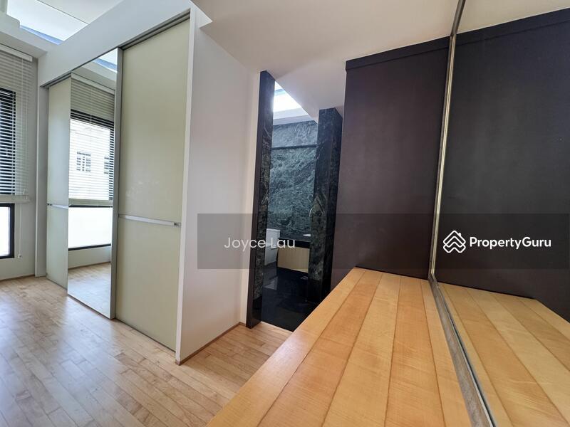 Raffles Park GCBA 2 Storey Contemporary Hilltop Bungalow, Poolview! Immediate