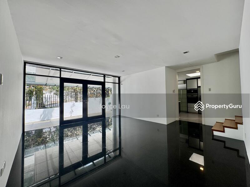 Raffles Park GCBA 2 Storey Contemporary Hilltop Bungalow, Poolview! Immediate