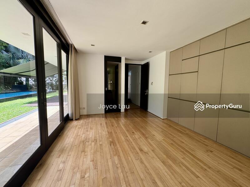 Raffles Park GCBA 2 Storey Contemporary Hilltop Bungalow, Poolview! Immediate