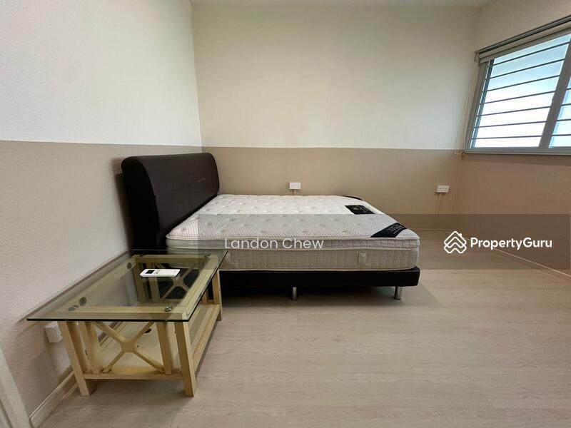 Prop-GPT: HDB Flat: D12 Toa Payoh 241 Kim Keat Link