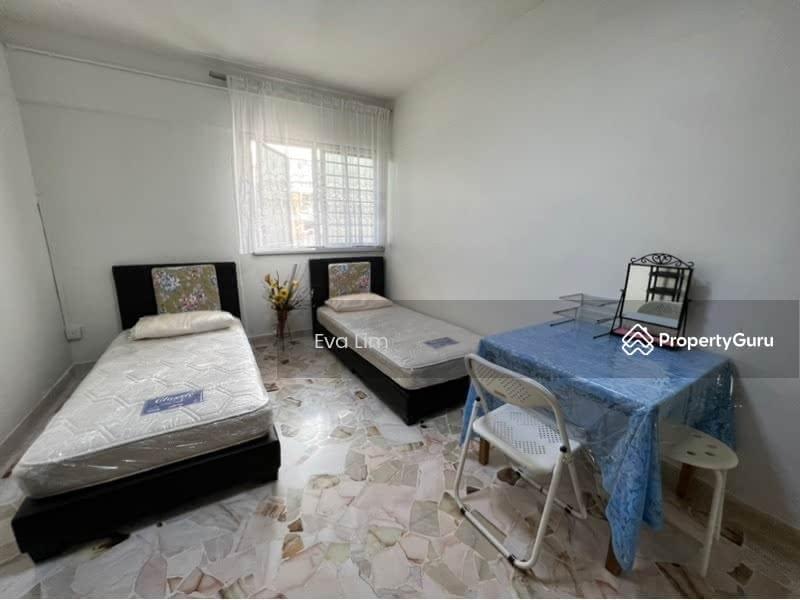Prop-GPT: HDB Flat: D18  924 Tampines Street 91