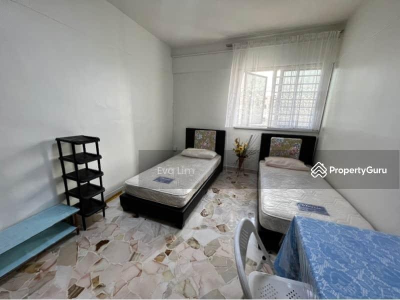 HDB Flat for Rent: D18, 520924
