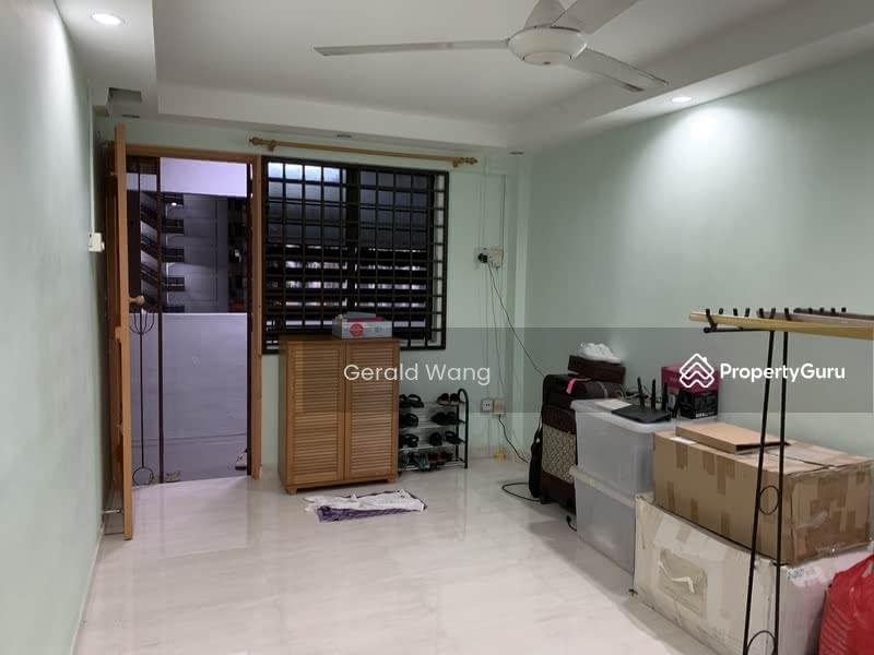 Prop-GPT: HDB Flat: D13  35 Circuit Road