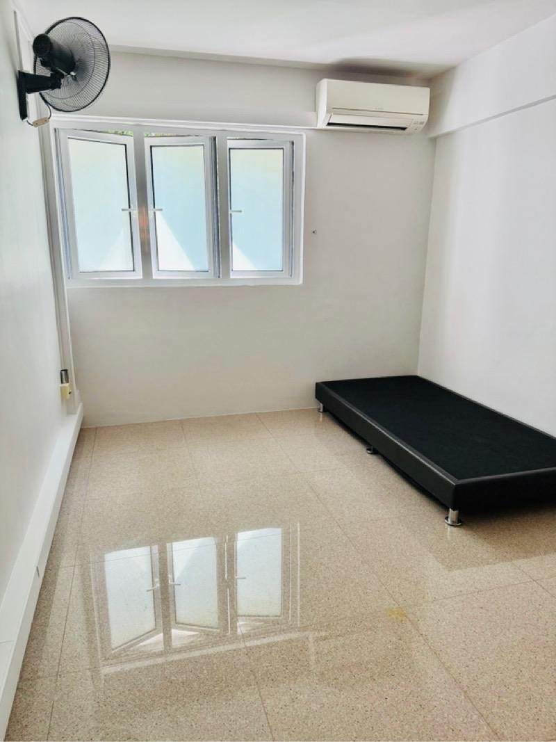 332 Clementi Avenue 2 HDB Apartment Room Rental, $1,200, 1 Bed 1 Bath 10 sqft $120.00 psf