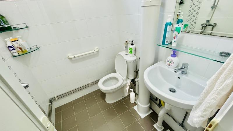 332 Clementi Avenue 2 HDB Apartment Room Rental, $1,200, 1 Bed 1 Bath 10 sqft $120.00 psf