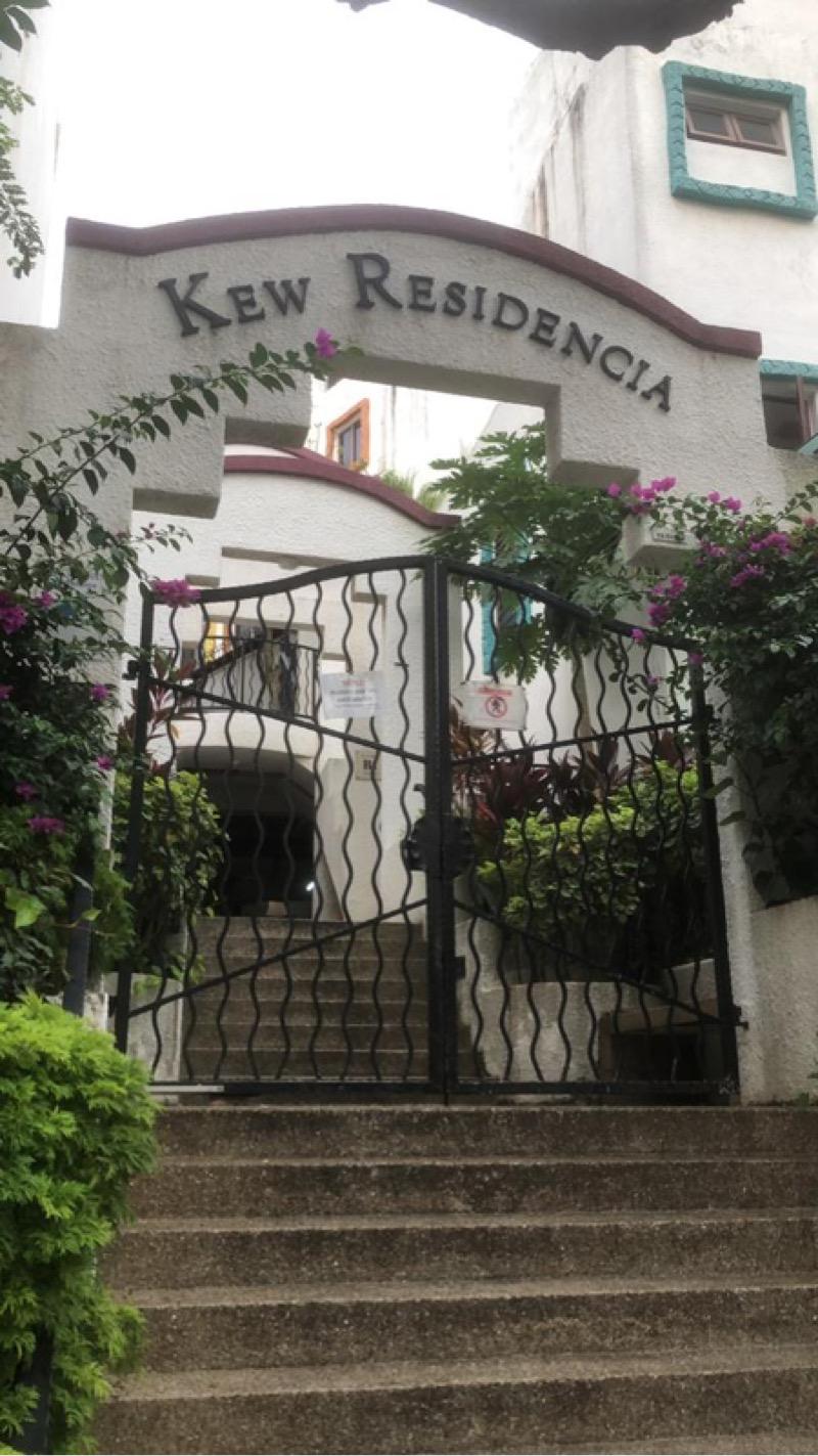 Kew Residencia Town House Room Rental, $2,568, 1 Bed 1 Bath 620 sqft $4.28 psf