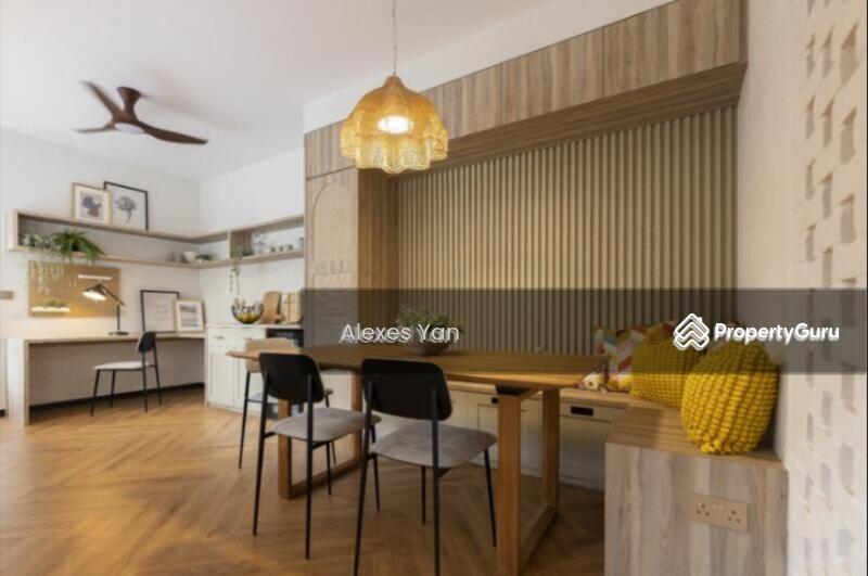 Charming Almost Newly Renovated Walk-up