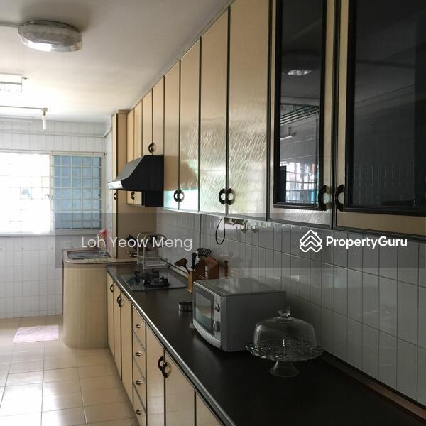 HDB Flat for Rent: Yishun, D27, 760435