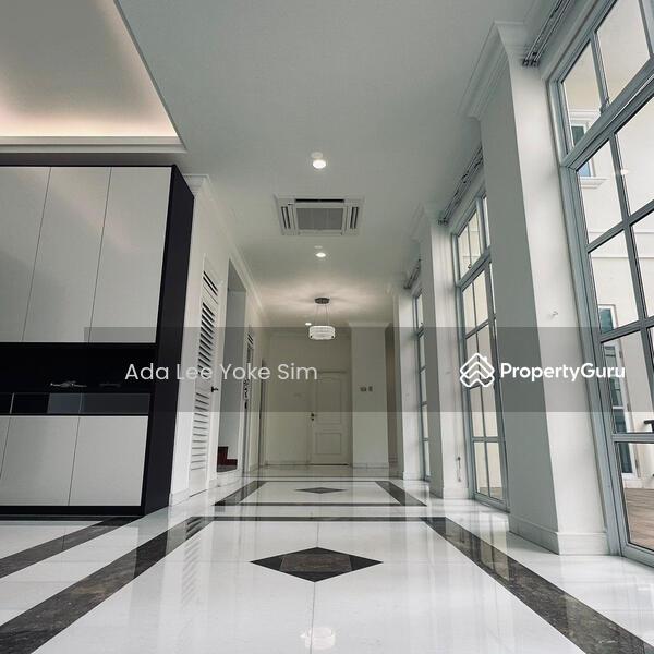 Orchard Modern Bungalow
