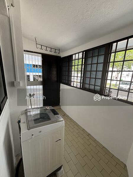 HDB Flat for Rent: Yishun, D27, 760127