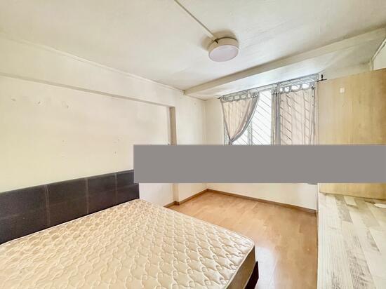 Prop-GPT: HDB Apartment: D27 Yishun 293 Yishun Street 22