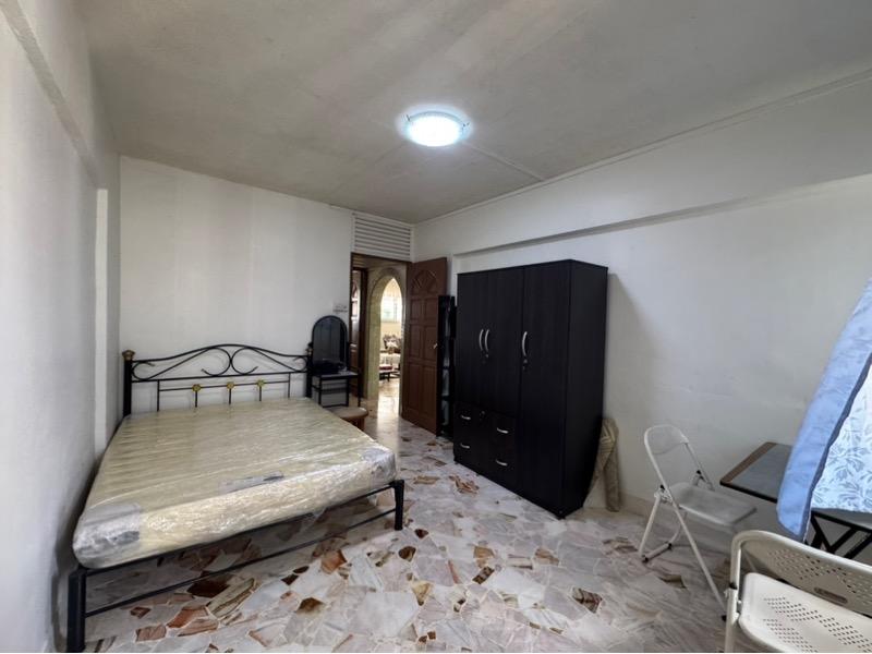 Prop-GPT: HDB Apartment: D18  924 Tampines Street 91