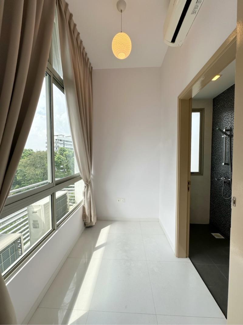 Condominium for Rent: Holland, D10, 278580