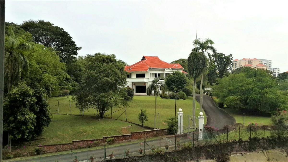 Condominium for Rent: D09, 238619