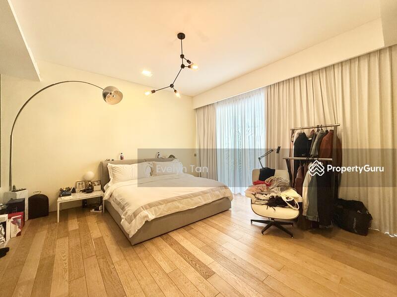 The Holland Collection