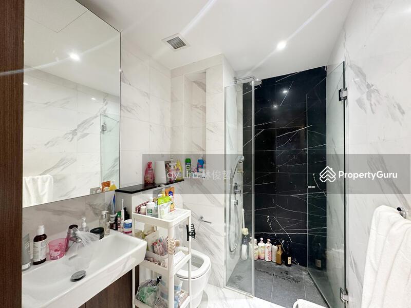 Condominium for Rent: D02, 088642