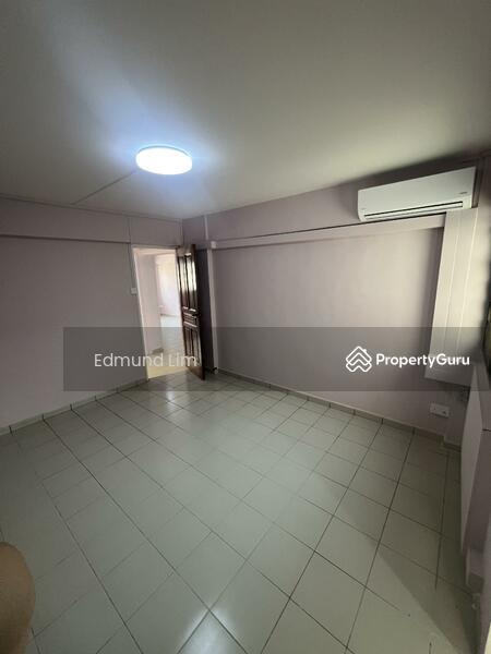 HDB Flat for Rent: D23, 670407