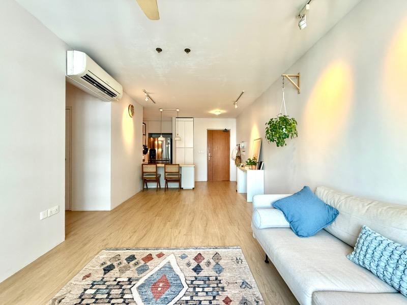 Prop-GPT: HDB Apartment: D27 Yishun 317C Yishun Greenwalk
