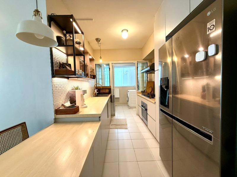 317C Yishun Greenwalk HDB Apartment For Rent, $3,800, 3 Bed 2 Bath 990 sqft $3.84 psf