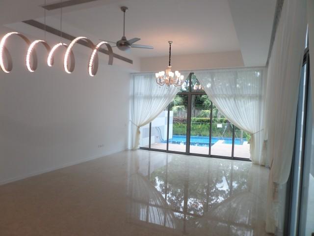 Thomson Grand Terraced House For Rent, $14,000, 4 Bed 5 Bath 5,317 sqft $2.63 psf