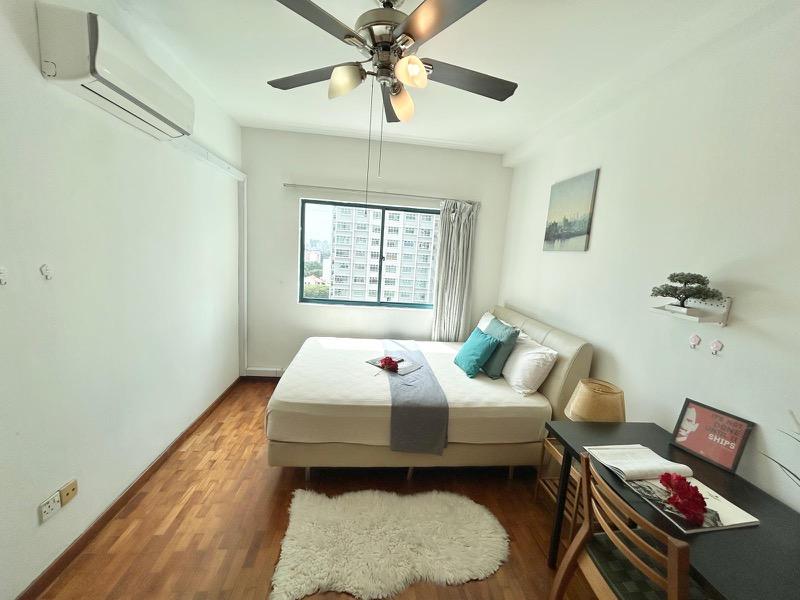 Canne Lodge Apartment Room Rental, $1,700, 1 Bed 1 Bath 130 sqft $13.08 psf