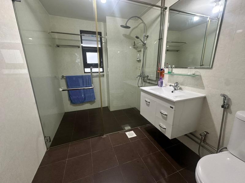 Condominium for Rent: D23, 679035