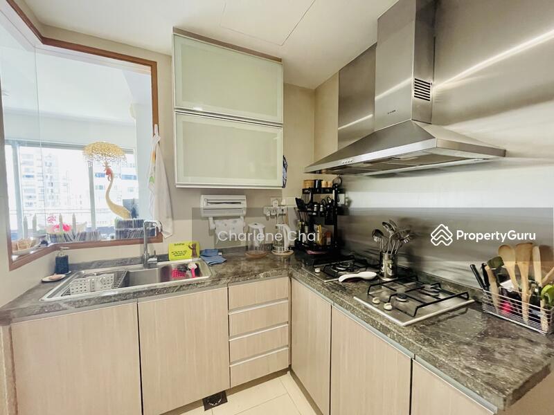 Condominium for Rent: D15, 437978