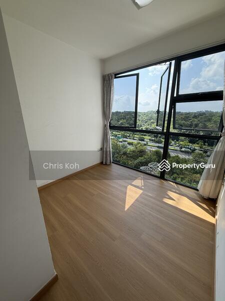 Prop-GPT: Executive Condominium: D23  Blossom Residences