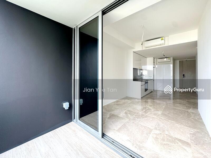 Condominium for Rent: D15, 439980