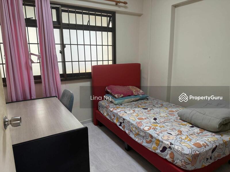 Prop-GPT: HDB Flat: D14  3 Pine Close