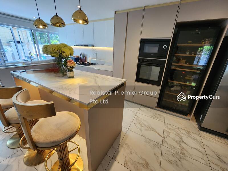 Bungalow for Rent: D21, 597071