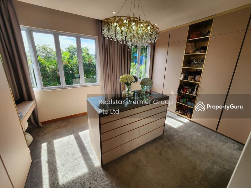 Bungalow for Rent: D21, 597071